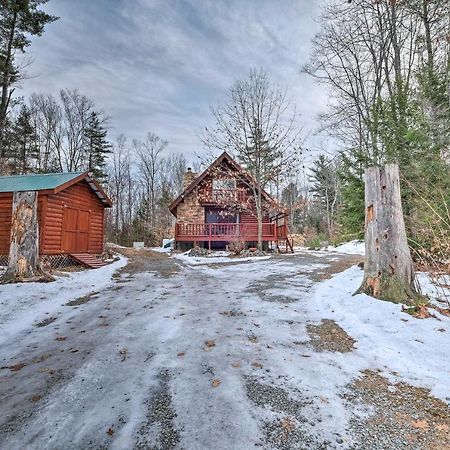Secluded Johnsburg Retreat With Hot Tub And Fire Pit Villa ภายนอก รูปภาพ