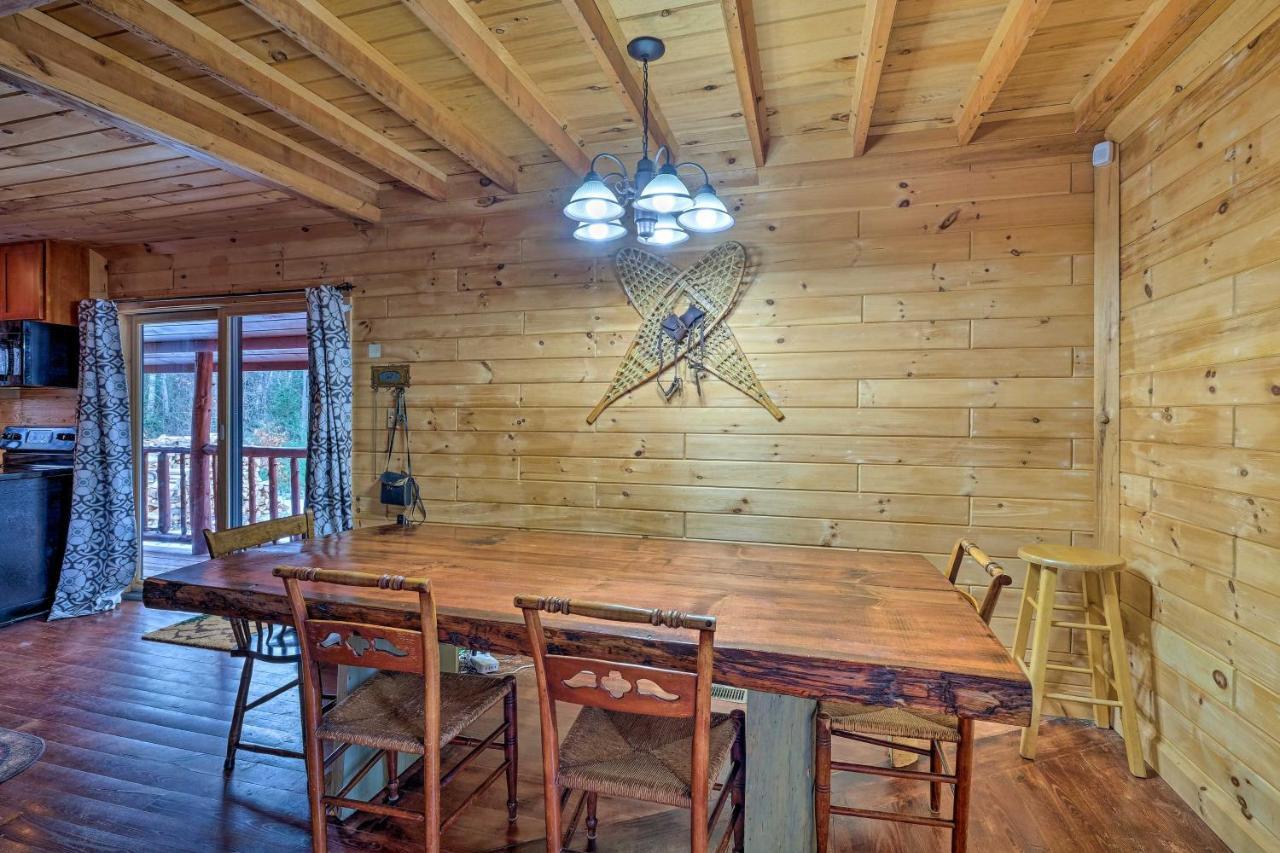 Secluded Johnsburg Retreat With Hot Tub And Fire Pit Villa ภายนอก รูปภาพ